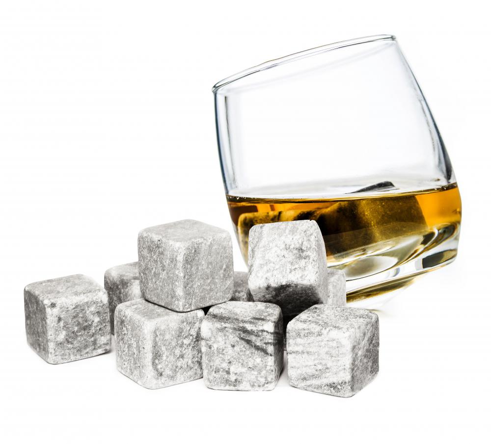 Whiskey chladící kameny